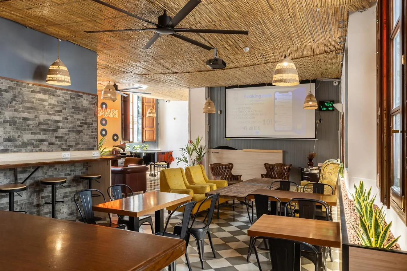El Josemari Youth Hostel - Albergue Juvenil Πάλμα ντε Μαγιόρκα