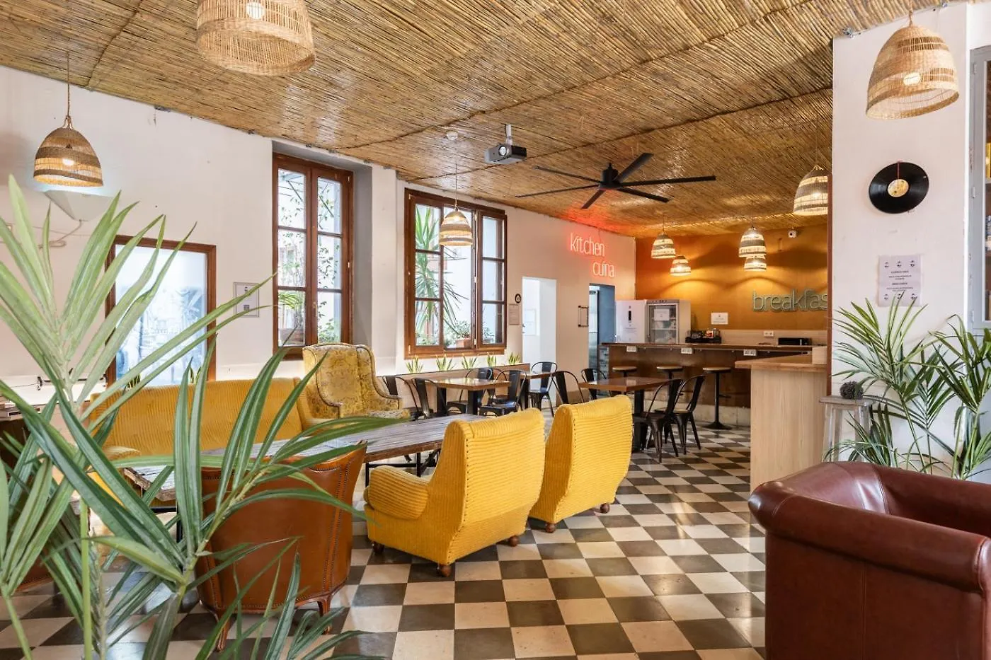 El Josemari Youth Hostel - Albergue Juvenil Πάλμα ντε Μαγιόρκα 0*,